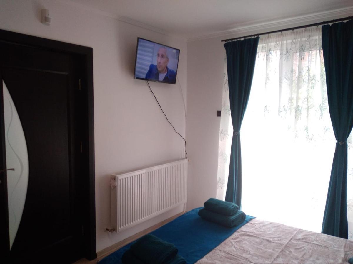 White House Guest House Hunedoara Exterior foto